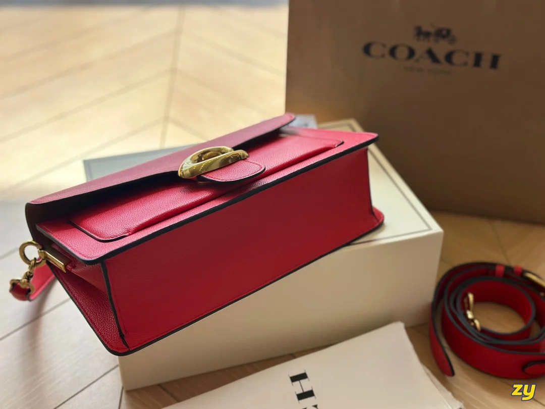 code:3410-395-55.99$- COACH-with box gallery