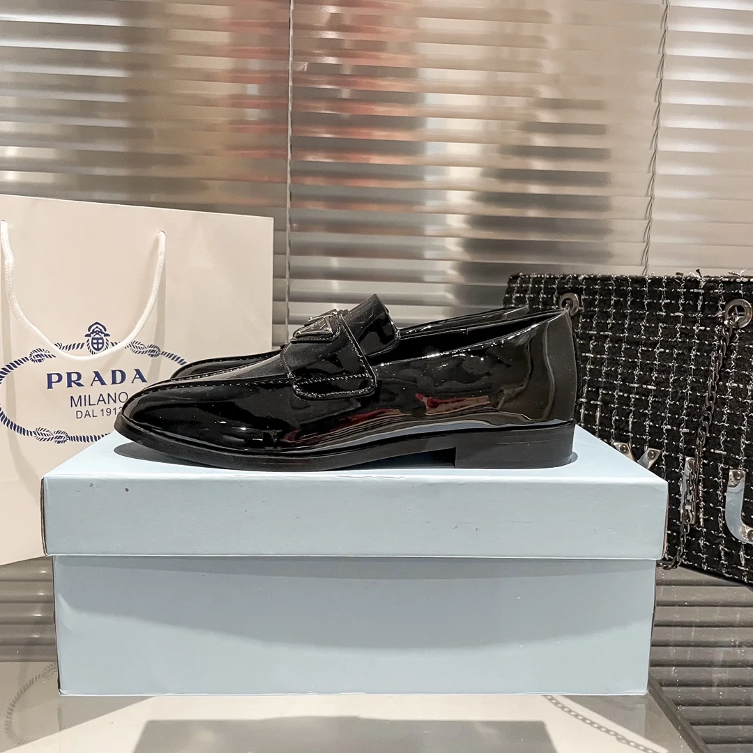 code:3468-375-51.99$-prada-with box gallery