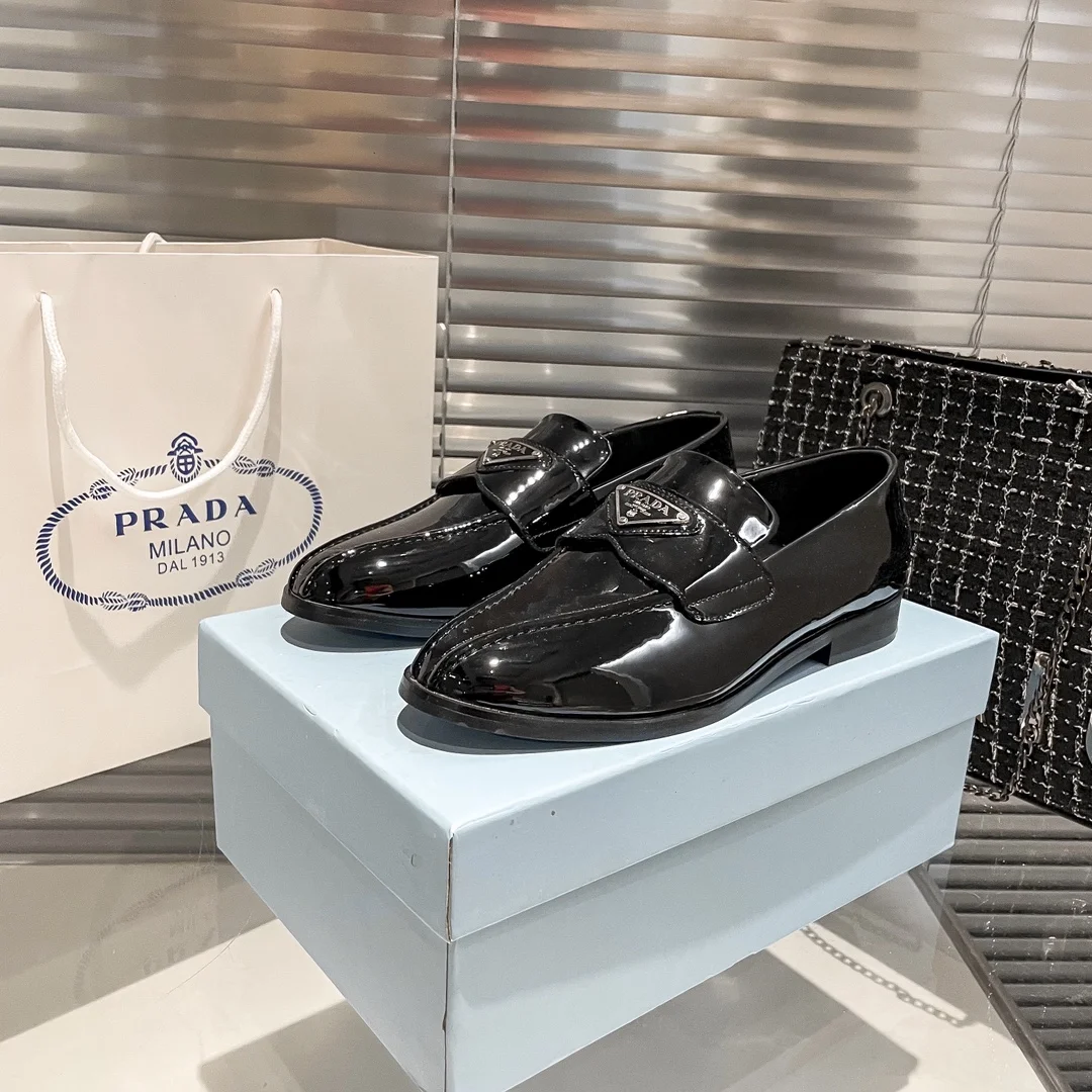 code:3468-375-51.99$-prada-with box gallery