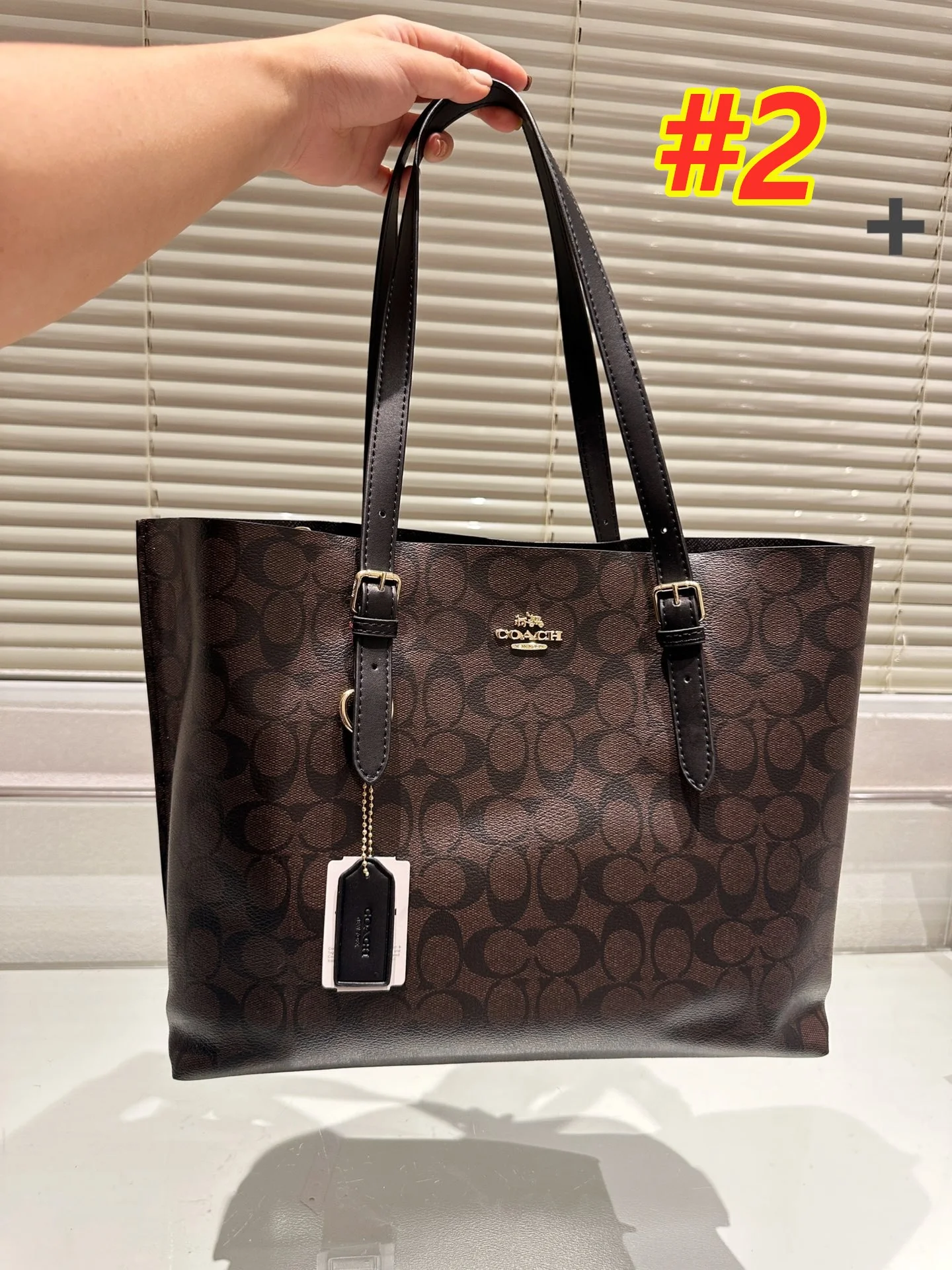 code:3496-445-62$-COACH-with box gallery