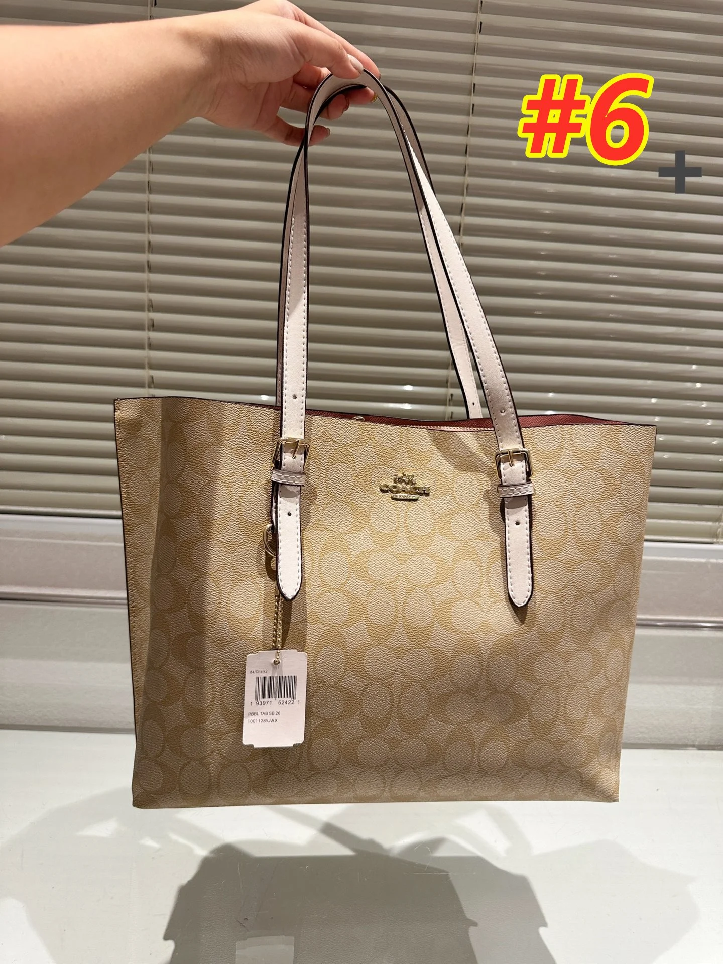 code:3496-445-62$-COACH-with box gallery