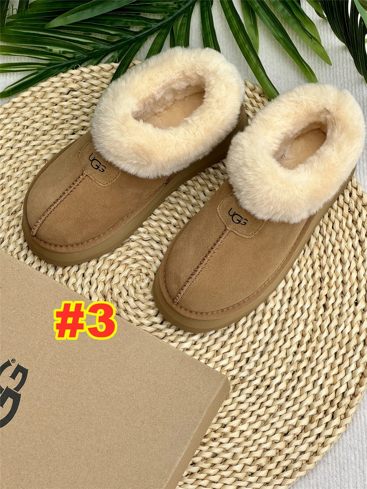 code:3507-385-51.99$-UGG-with box gallery