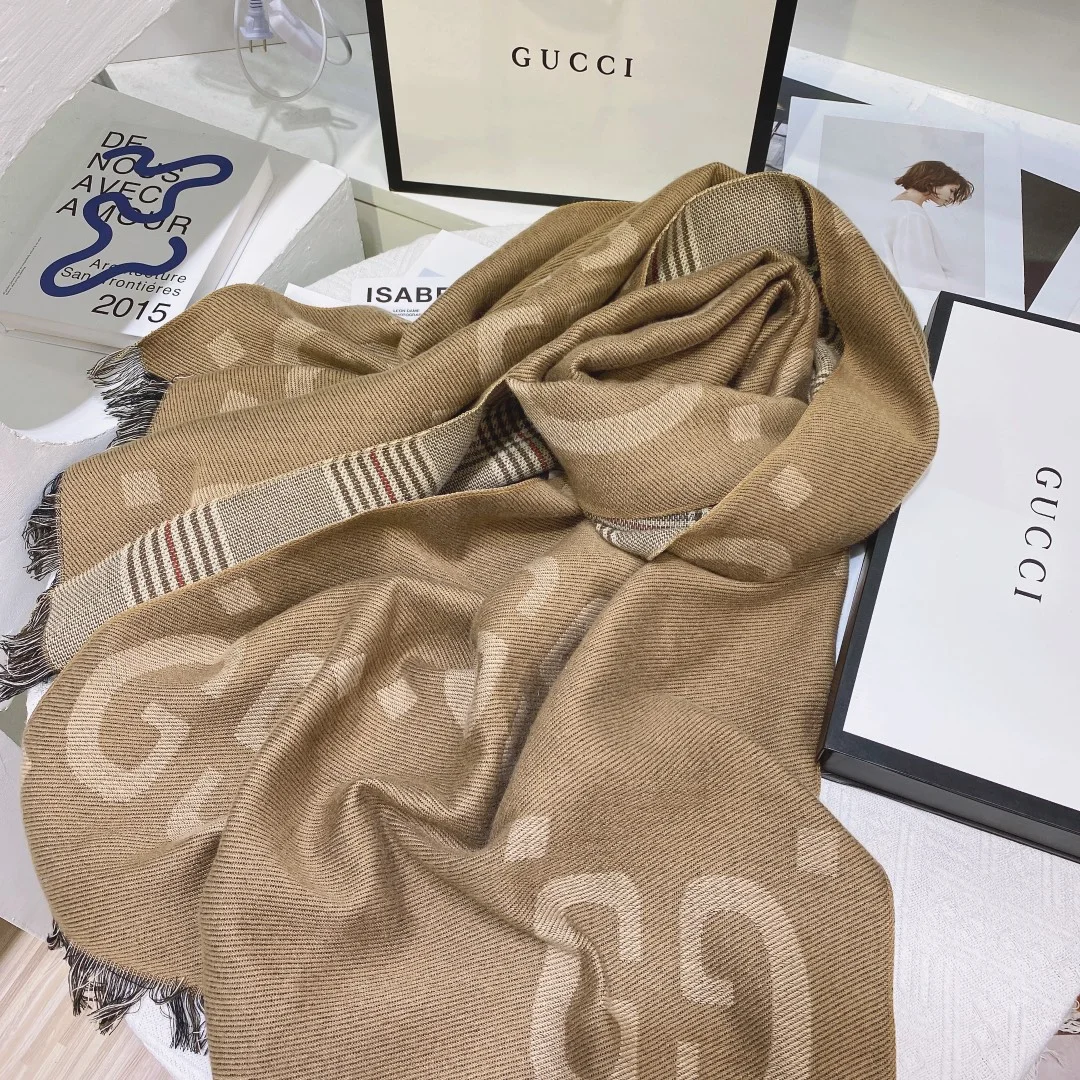 code:3526-210-28.99$-GUCCI-with box gallery