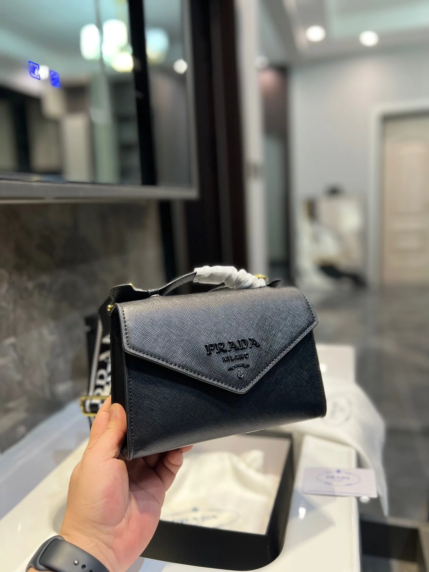 code:3541-395-55.99$-prada-with box gallery