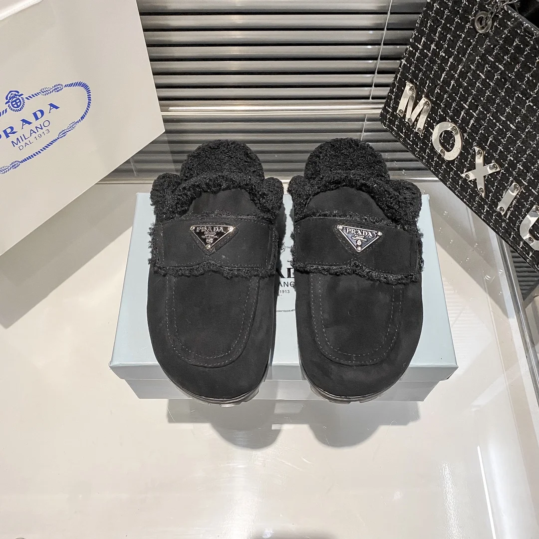 code:3640-385-53.99$-prada-with box gallery