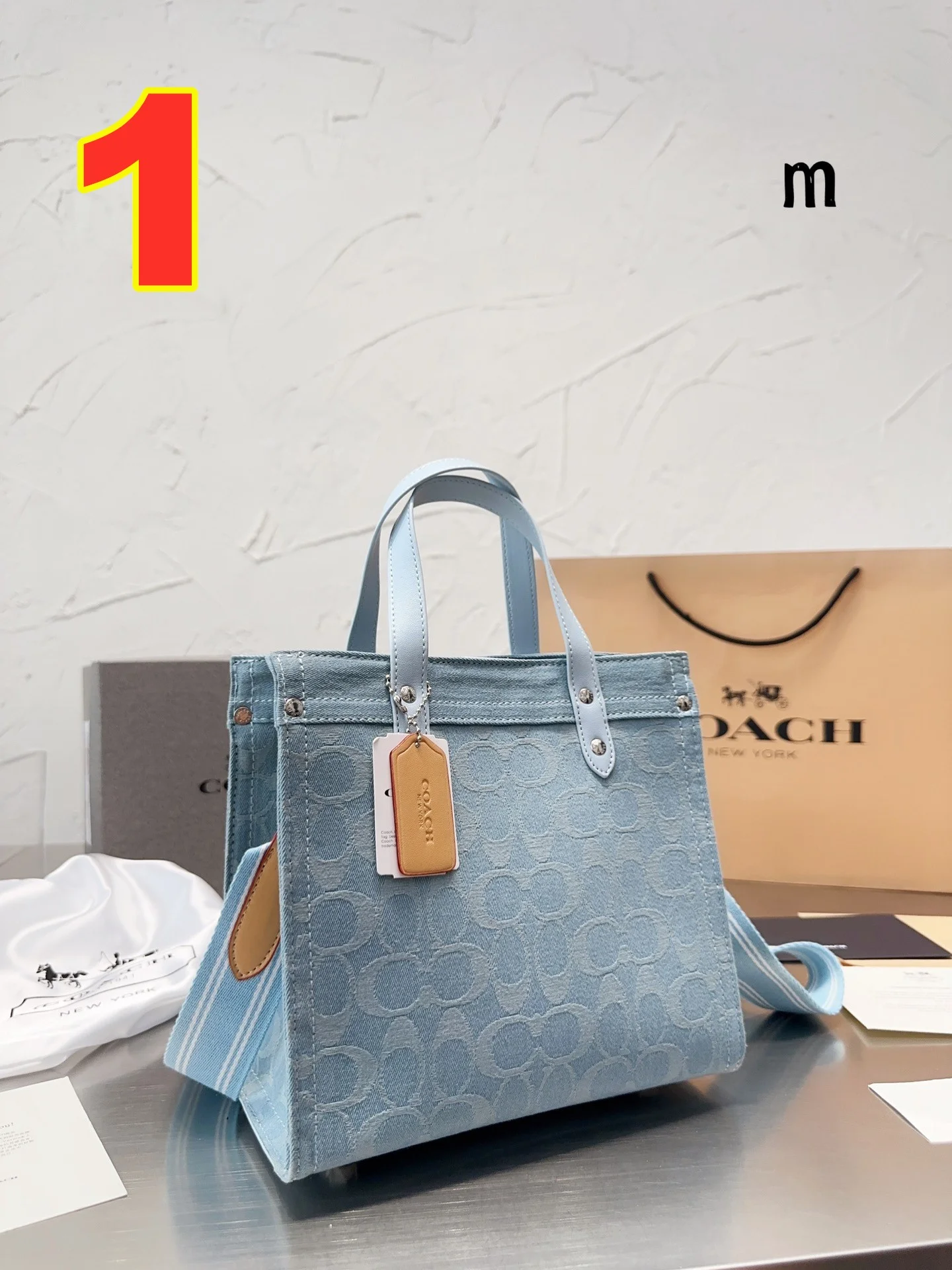 code:3707-437.27-59.99$-COACH-with box gallery