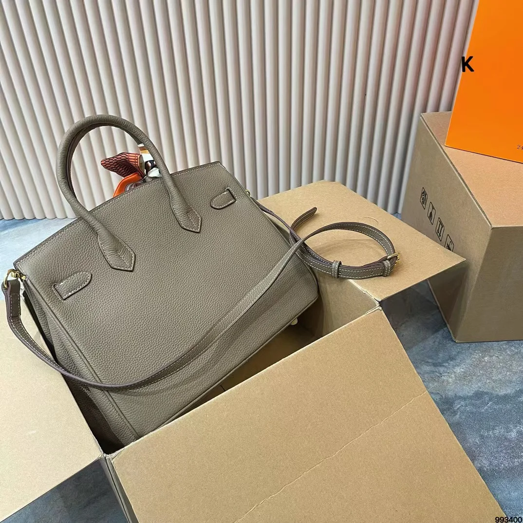 code:3714-728-100$-Hermes-not box gallery