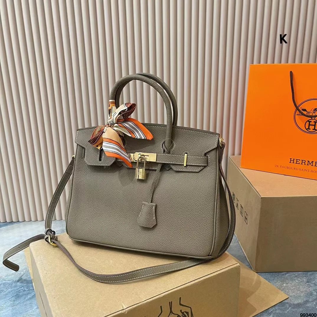 code:3714-728-100$-Hermes-not box gallery