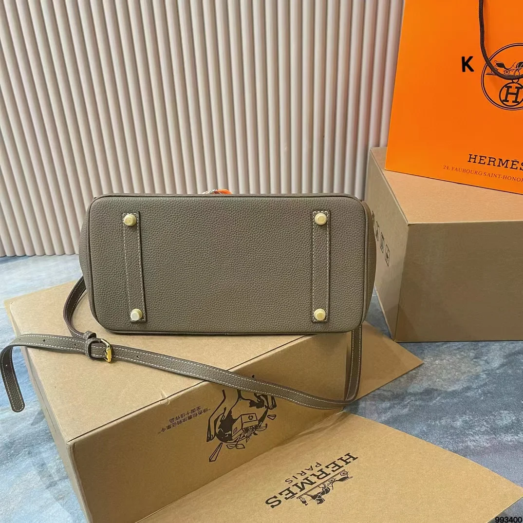 code:3714-728-100$-Hermes-not box gallery