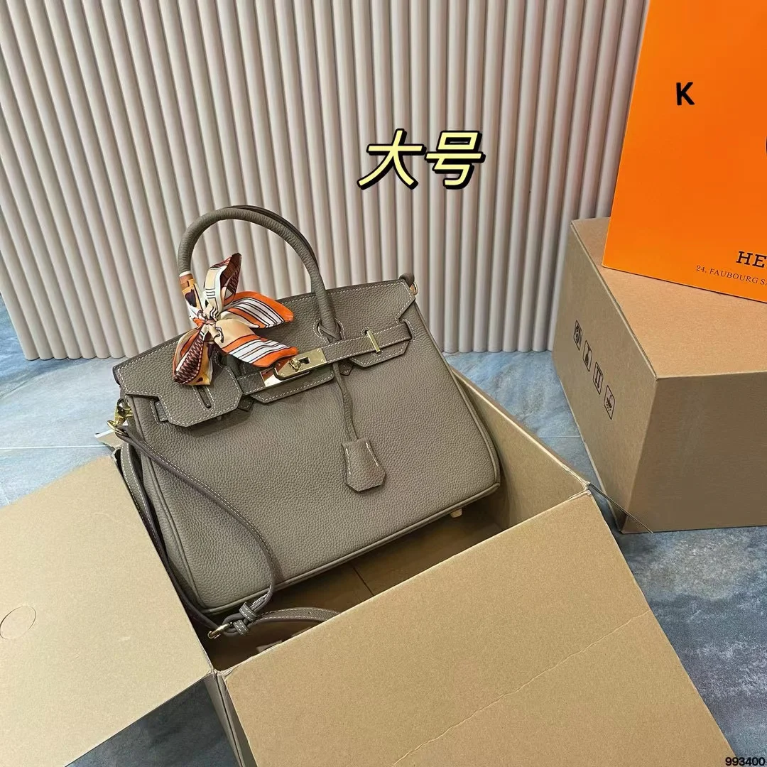 code:3714-728-100$-Hermes-not box gallery