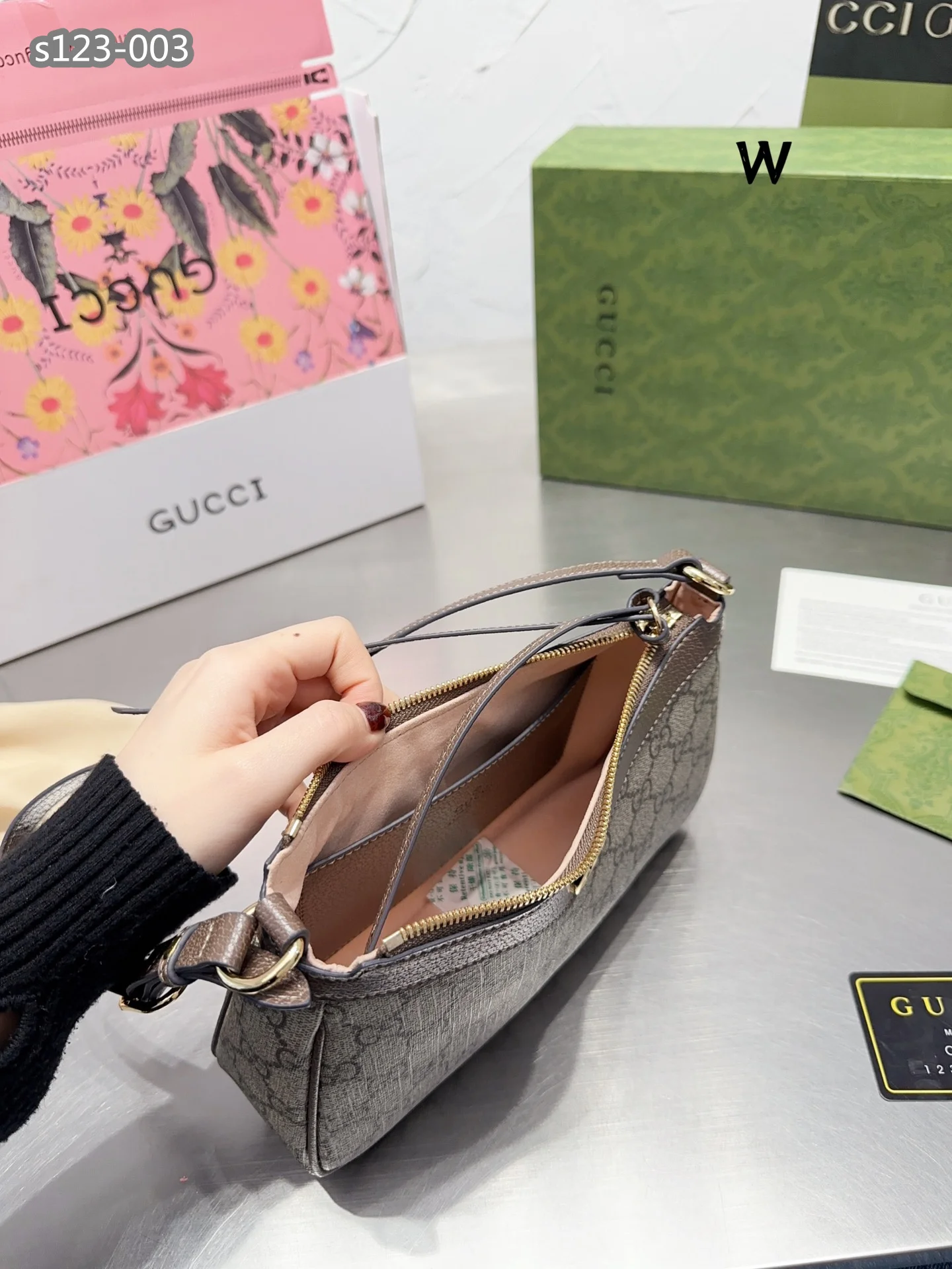 code:3734-423.4-58.99$-gucci-with box gallery