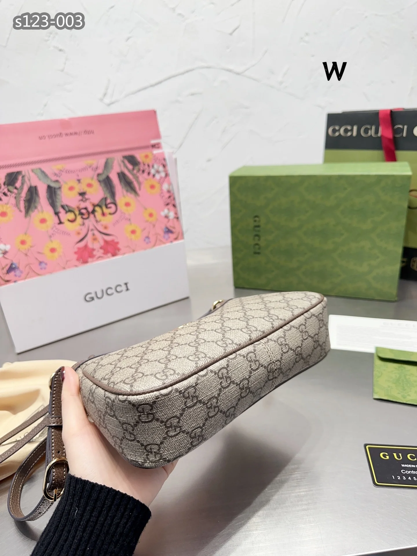 code:3734-423.4-58.99$-gucci-with box gallery