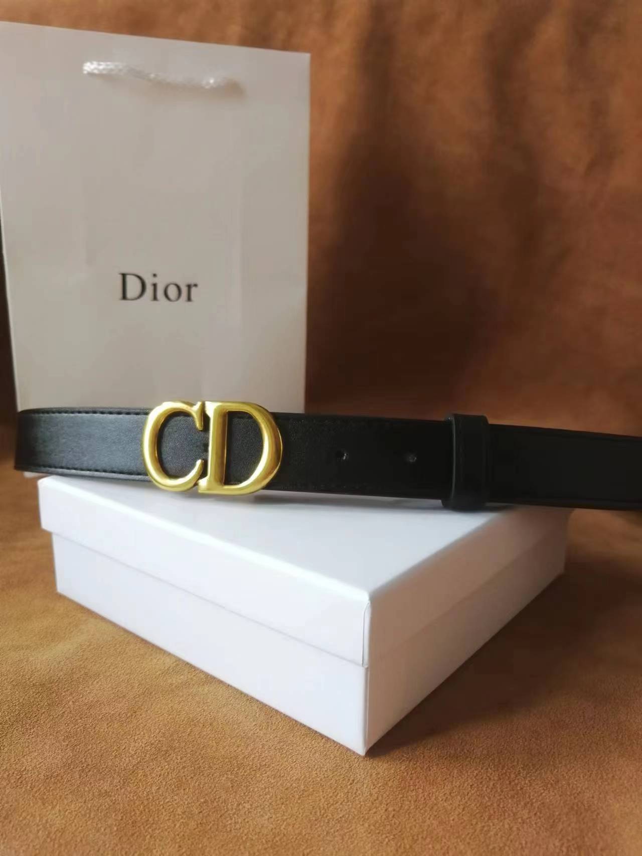 code 454-6605-R      19.99$ Dior gallery