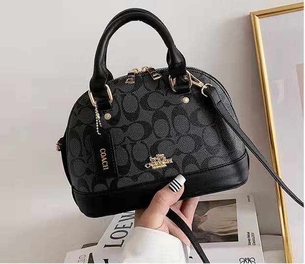 code 8343-T COACH 28.97$ gallery