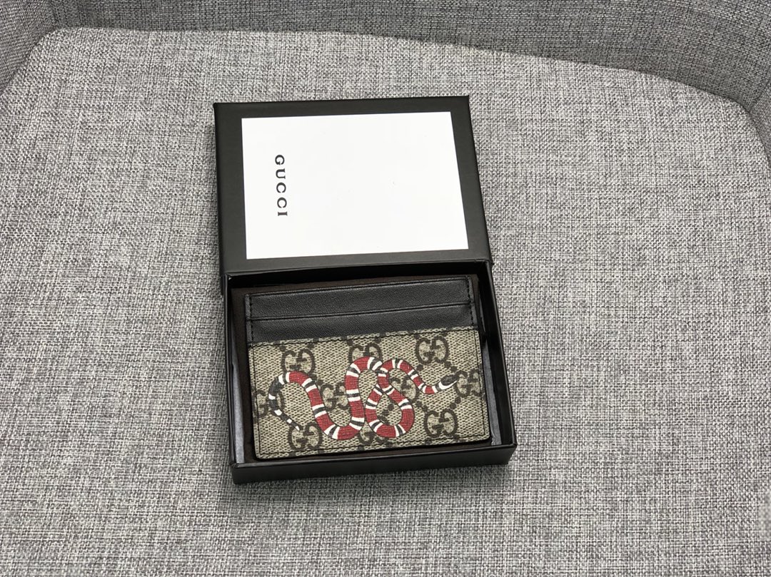 gucci 22.22$  code 493-6595-R gallery