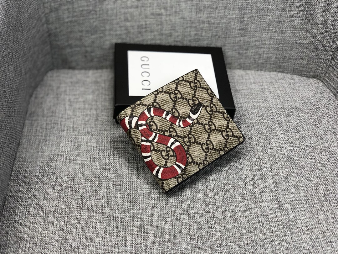 gucci 22.22$  code 493-6595-R gallery