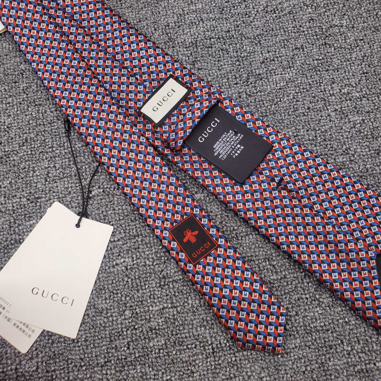 gucci 29.99$  CODE  tang-6254-R gallery