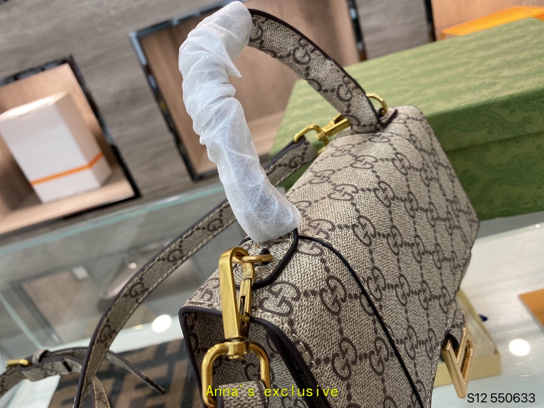 gucci 43.33$  CODE 472-6170-R gallery