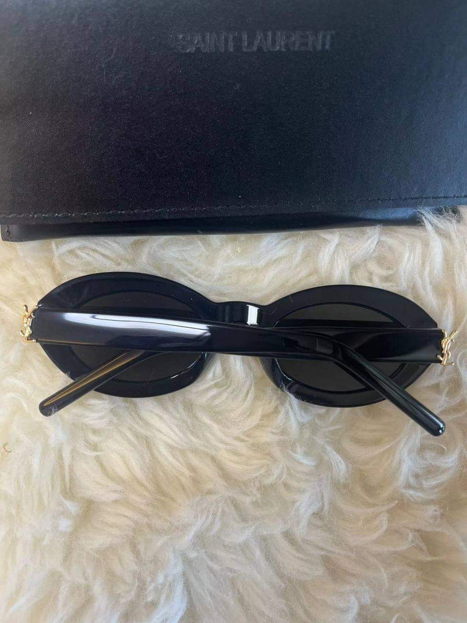 lis1041 YSL $29.78 gallery