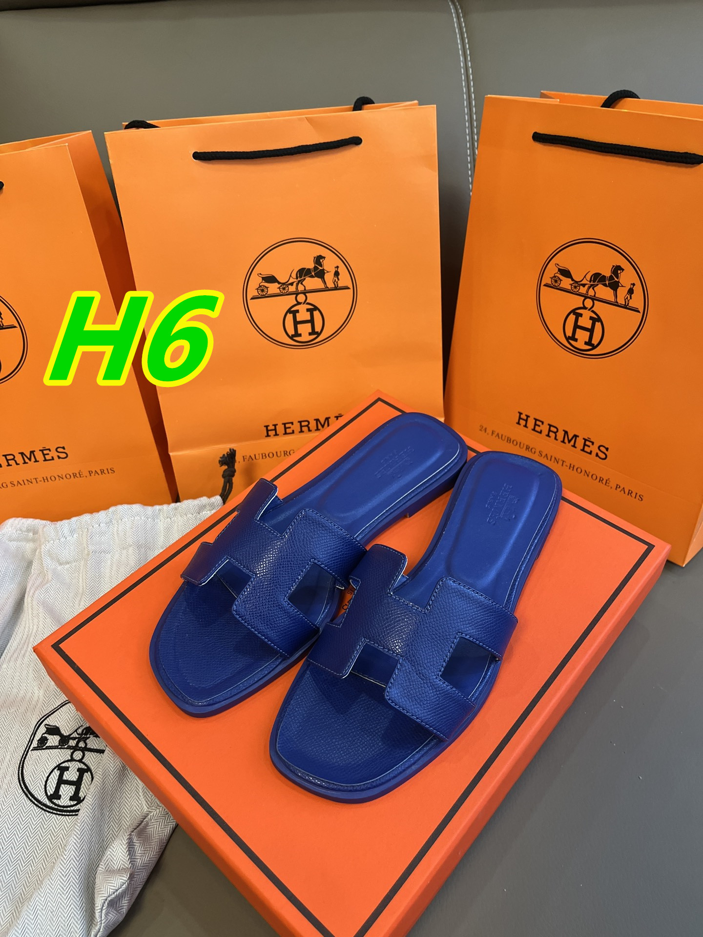 lis1369 Her*s $34.99 gallery