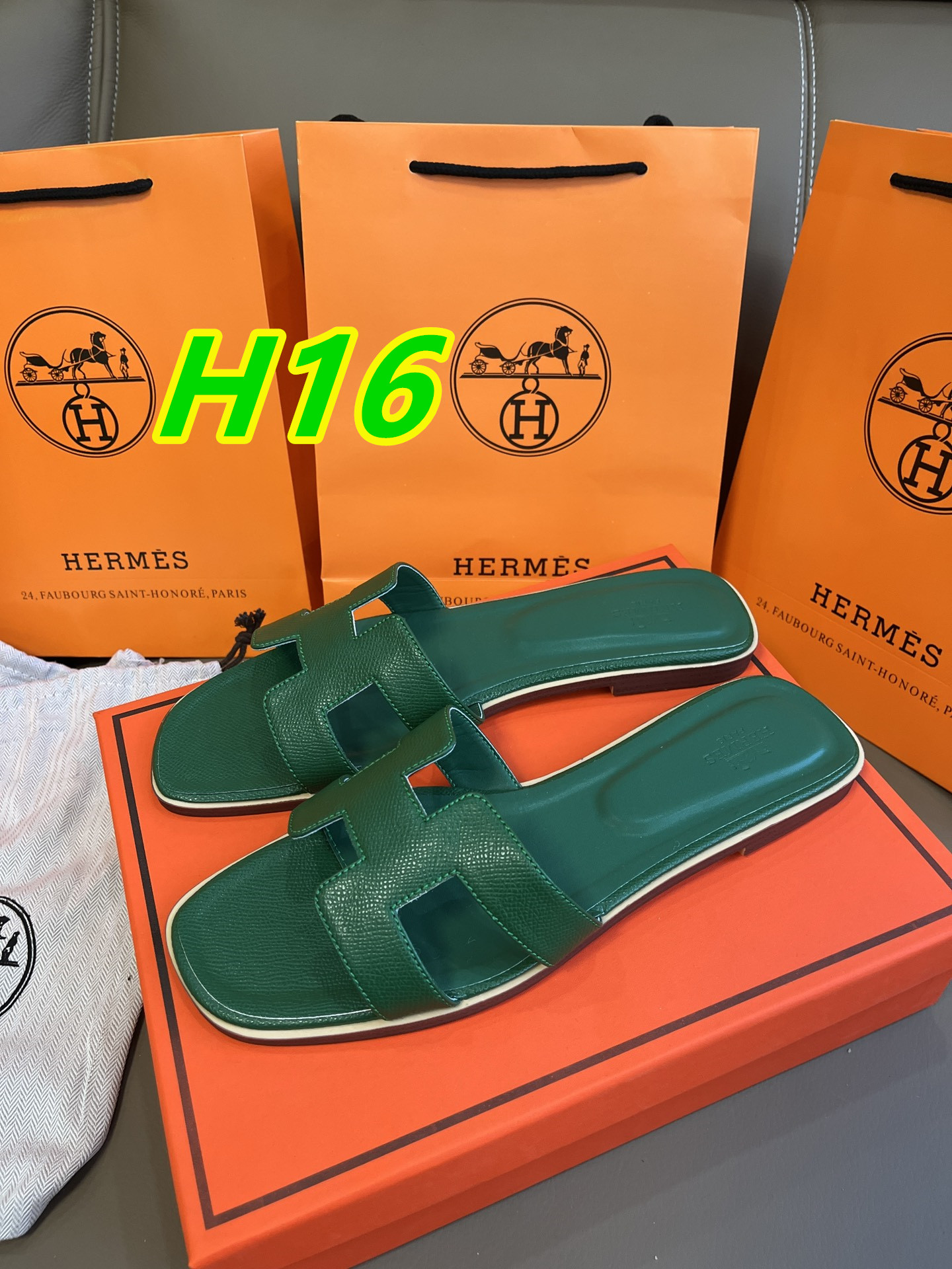 lis1369 Her*s $34.99 gallery