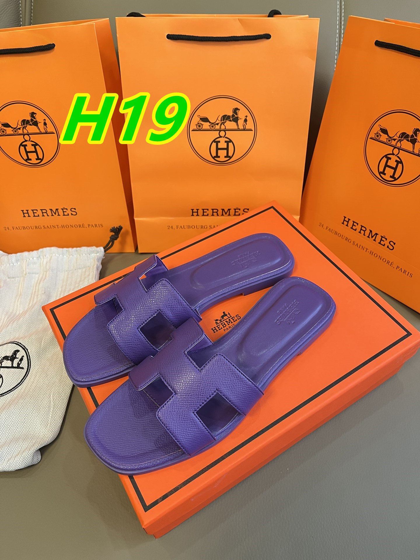 lis1369 Her*s $34.99 gallery