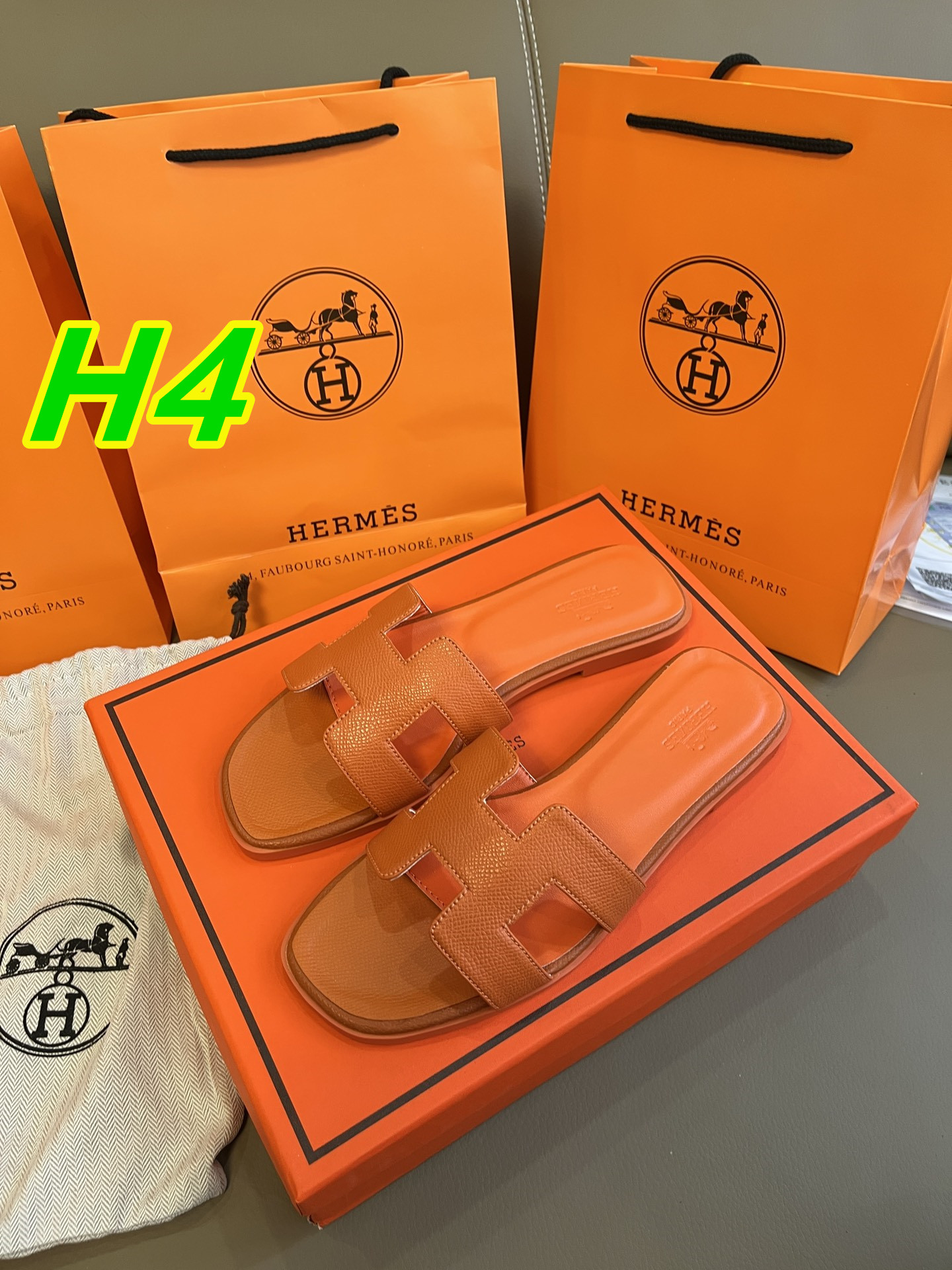 lis1369 Her*s $34.99 gallery