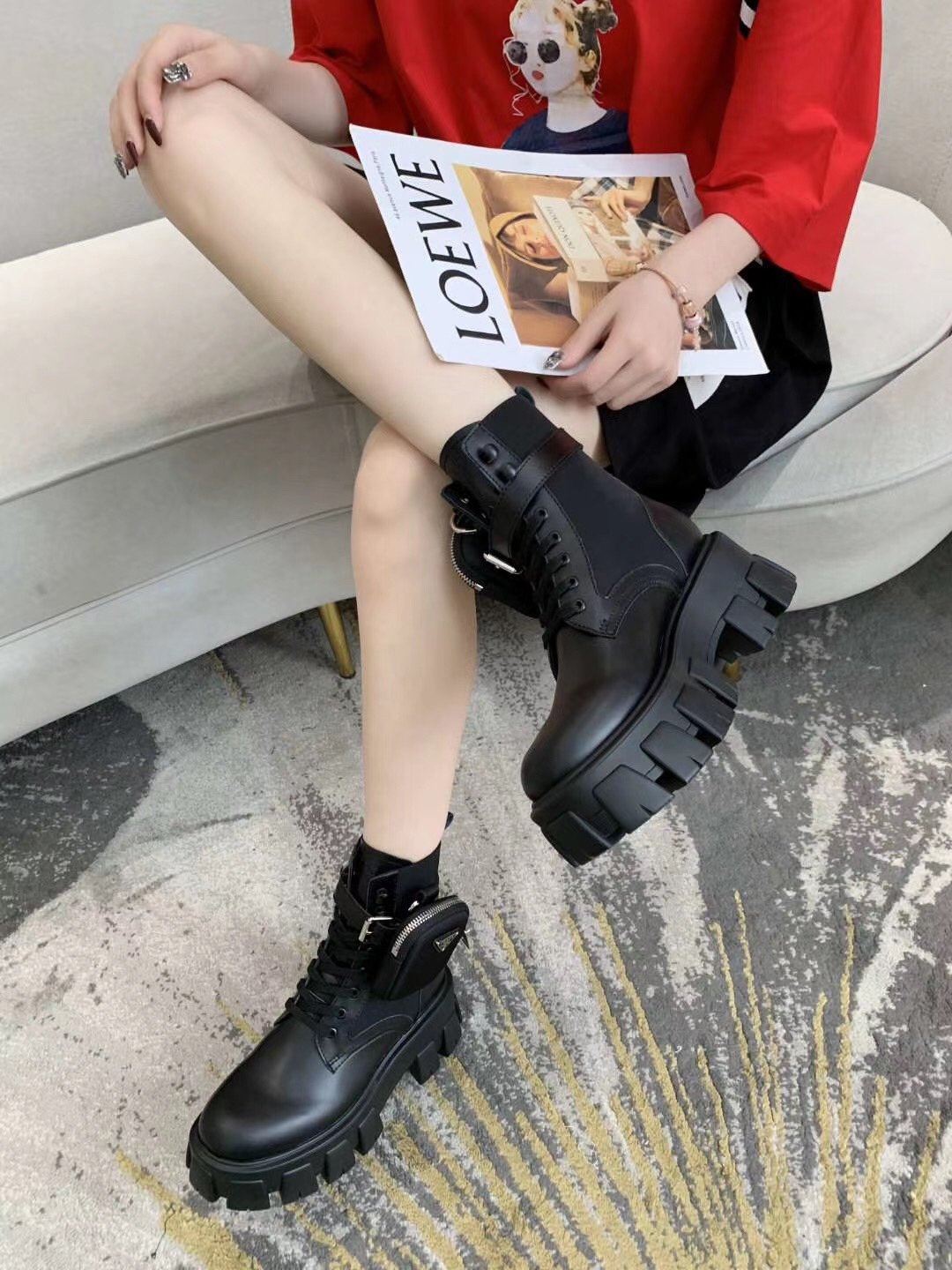 lis2524 63.99$ PRADA gallery