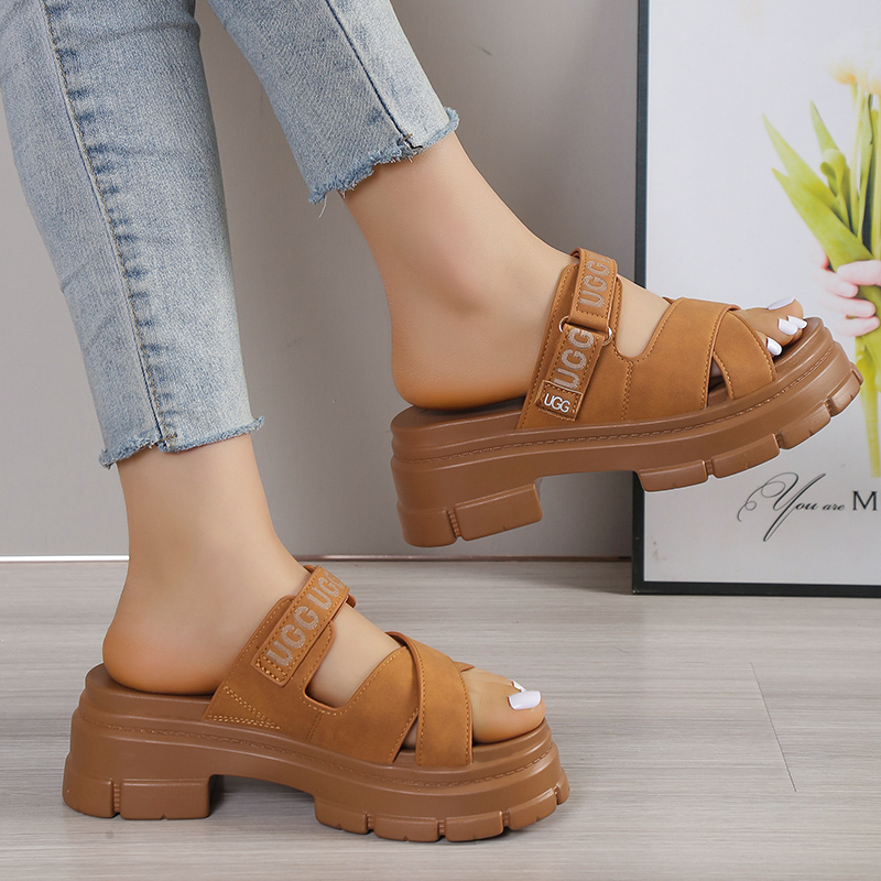 tao-6587-R     UGG 29$ gallery