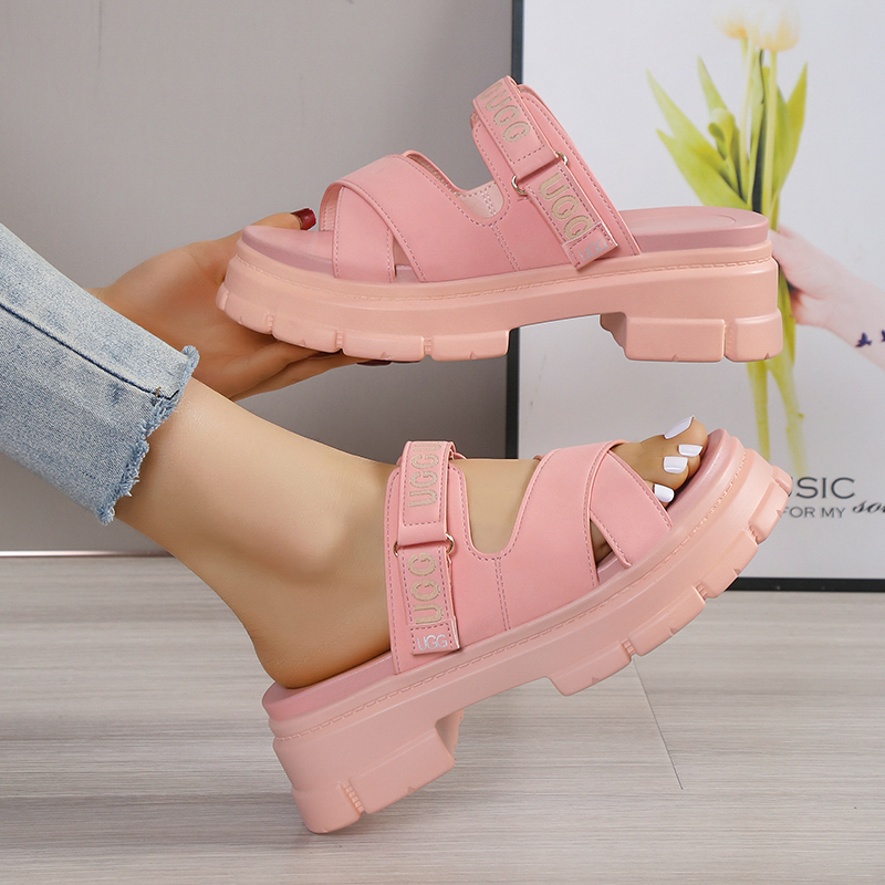 tao-6587-R     UGG 29$ gallery