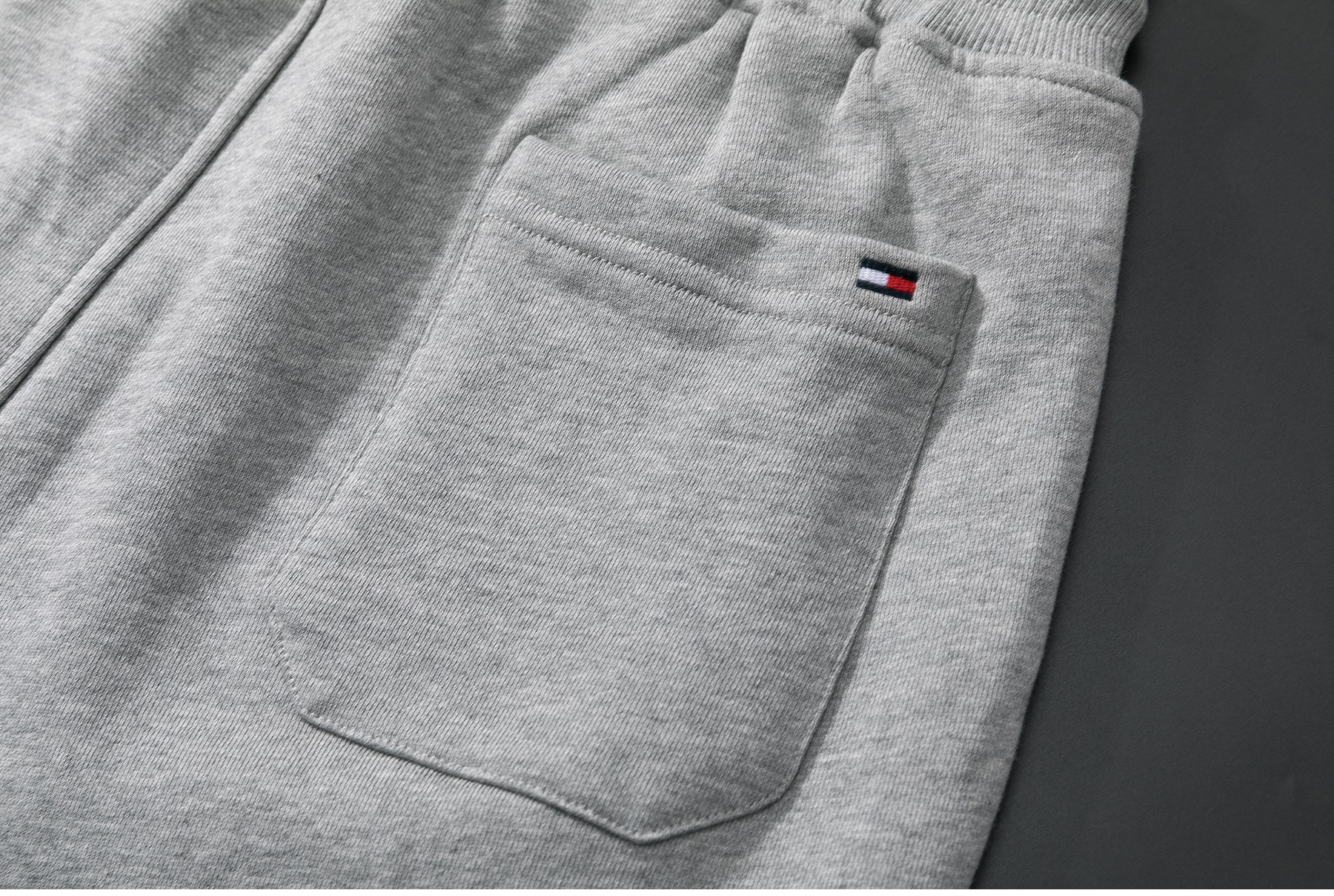 tommy 31.88$  code 268-6658-R gallery