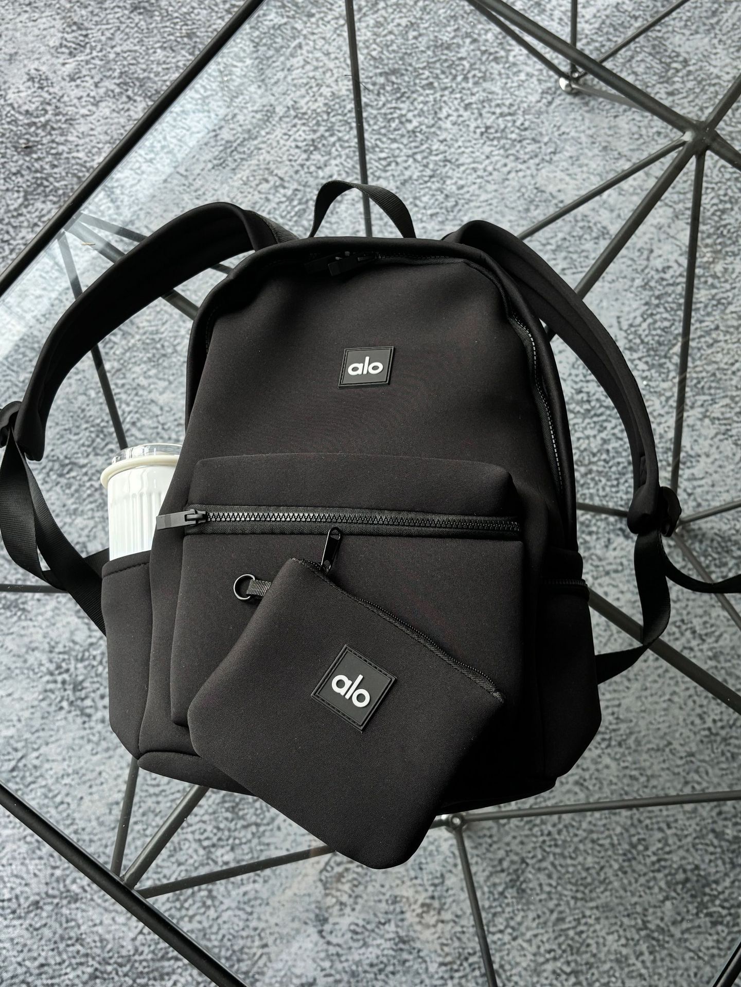 video AA993，243.99 alo bagpack gallery