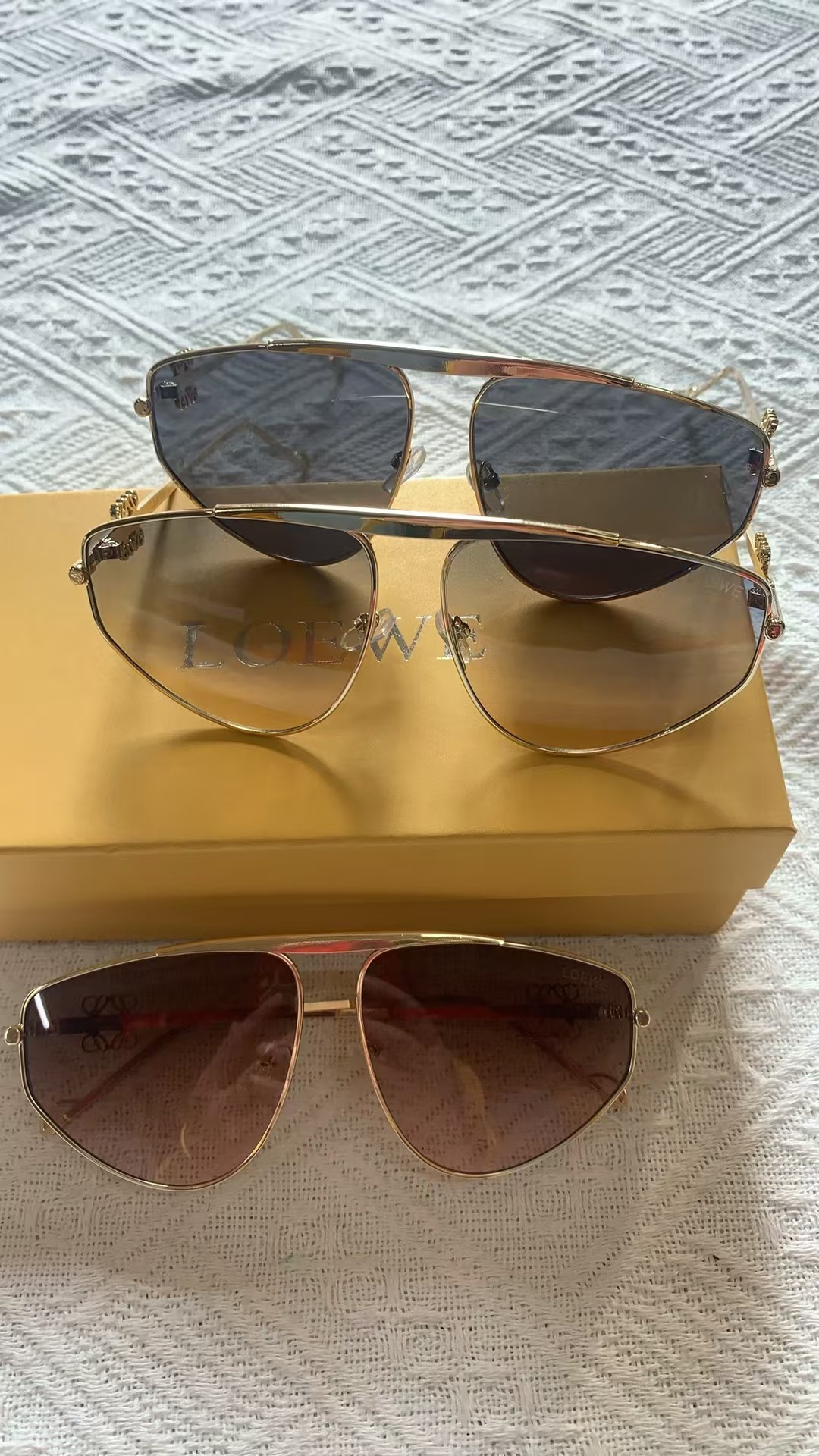 video CV3923-CV3929，Loewe sunglasses 168.99 gallery