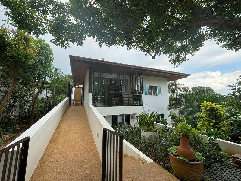 Cover Image-สันติสุข วิลล่า, สุราษฎร์ธานี