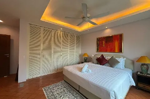 สันติสุข วิลล่า, สุราษฎร์ธานี's gallery image at 2