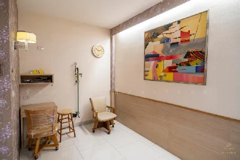 อาคารพาณิชย์ 3 ชั้นครึ่ง 2 คูหา's gallery image at 3