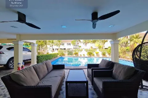 The Boltons พัทยาตะวันออก