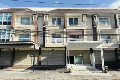 แกลลอรี่ของ ให้เช่าอาคารพาณิชย์ 3 ชั้น ม.มณีรินทร์เพลส2 ไร่กล้วย ศรีราชา, ชลบุรี รูปที่ 4