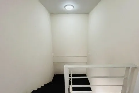 แกลลอรี่ของ ให้เช่าอาคารพาณิชย์ 3 ชั้น ม.มณีรินทร์เพลส2 ไร่กล้วย ศรีราชา, ชลบุรี รูปที่ 3