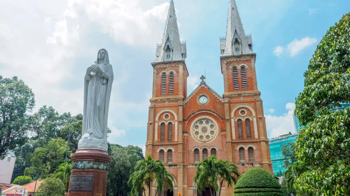 5D4N Dalat + Mui Ne + Ho Chi Minh 2026