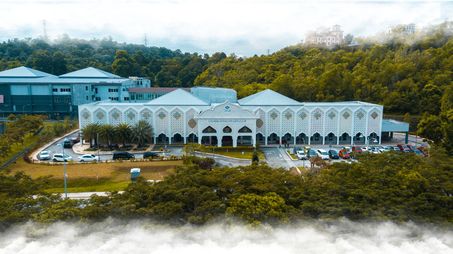 🕌📚🚤🍛 Discover Putrajaya: Mosque, Quran, Lake Cruise & Traditional Malaysian Cuisine