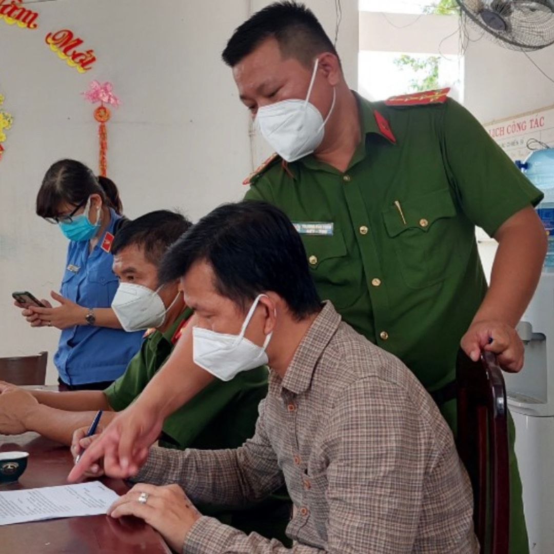 Giải quyết hậu quả pháp lý khi sổ đỏ cấp trái pháp luật tại Việt Nam