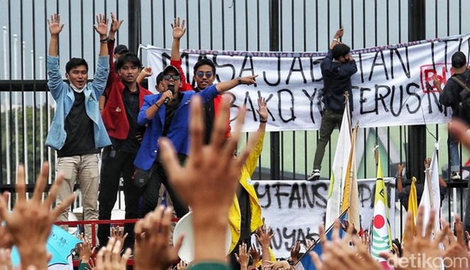 Aksi demonstrasi mahasiswa. [Sumber Gambar]