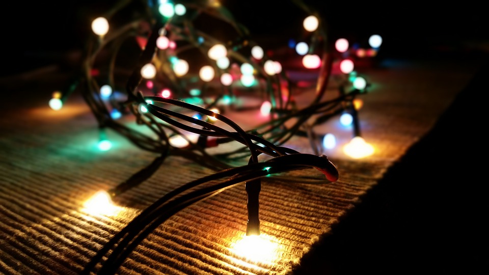 What Is The Best Christmas Light Installation  Near Me in St. Joseph MO