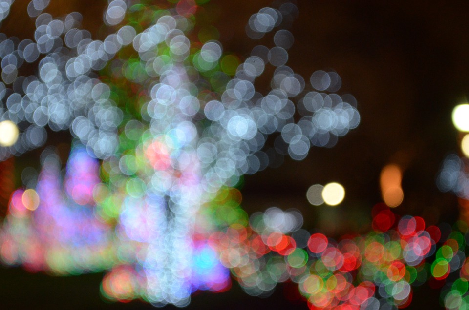 How Much Does Full Service Holiday Light Installation Cost in St. Joseph MO