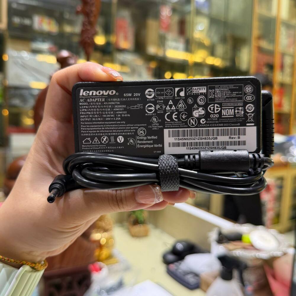 Thumb lenovo 20v 3.25a 65w 4.0x1.7mm