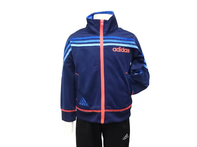 Outerwear slide 4