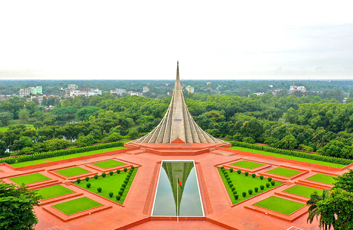 Allowing nature to thrive through architecture