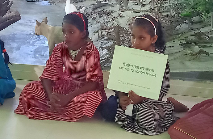 On Global Tiger Day 2024 children and youth of the Sundarbans say “no” to deer meat and poison fishing