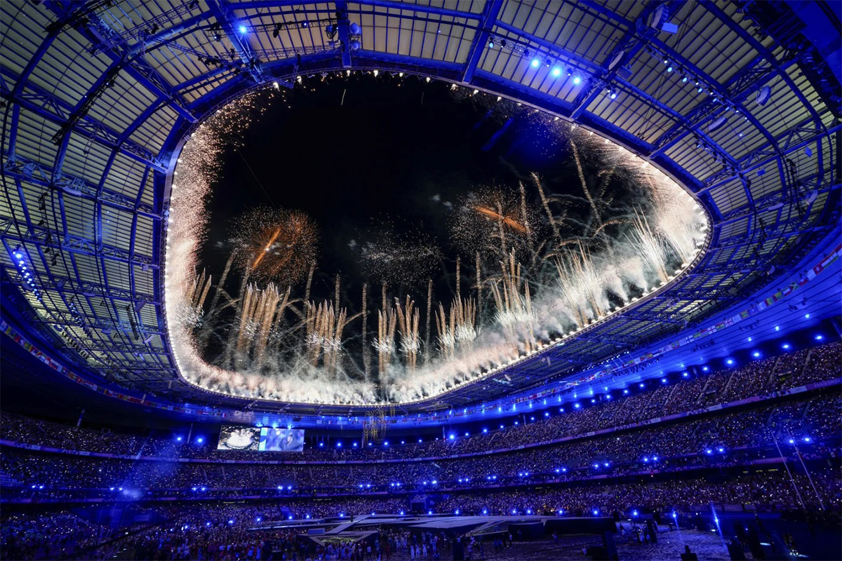 Paris closes the 2024 Olympics with a final star-studded show